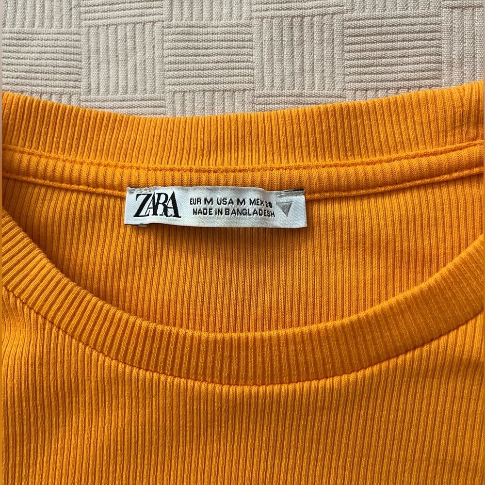 Zara Orange Ribbed Ruffle Sleeves Tee Bodysuit - Picture 2 of 4